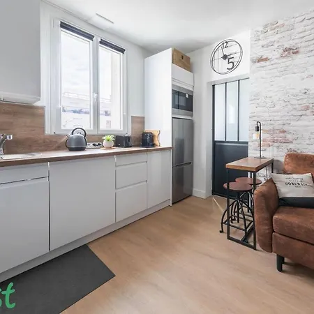 Charenton 2 - Ci - Apt, 2 Ppl - Bercy - Gare De Lyon *