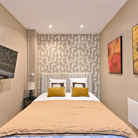 Situe Dans Le 11eme Arrondissement Apartment *