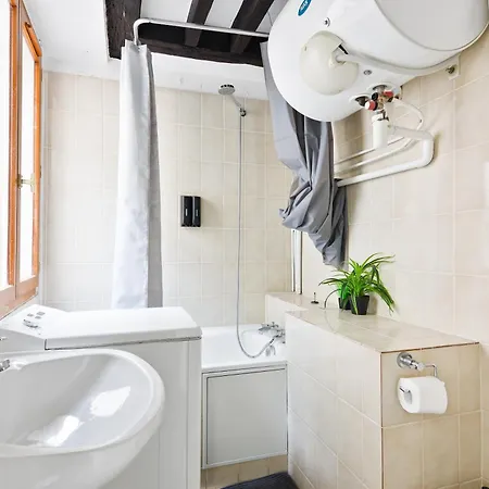 Elegant Quartier Ile Saint Louis Free Netflix Апартаменты