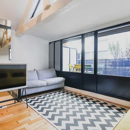 Maison Avec Terrasse - 2bdr - 6 Pers Apartamento París