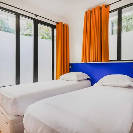 Maison Avec Terrasse - 2bdr - 6 Pers Apartamento París