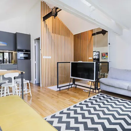 Maison Avec Terrasse - 2bdr - 6 Pers * París