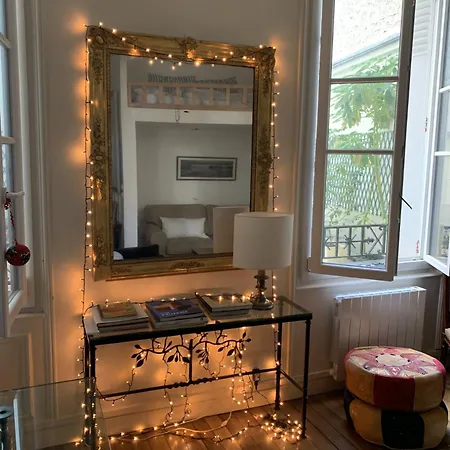 Apartment Eiffel Tower - Quiet, Charming - 2 Prs Paris