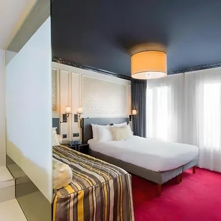 Le Montmartre Saint Pierre Hotel Paris