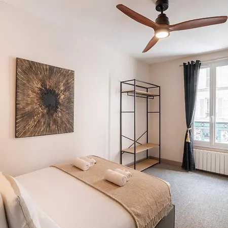 Near Porte De Versailles Apartamento