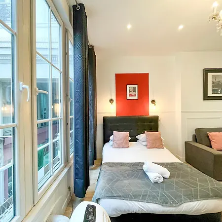 Urban Flat 55 - Triplex Flat Marilyn Monroe * Paris