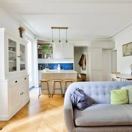 Apartment Bright In The Heart Of Le Marais Paris
