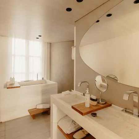 De Nell Hotell Paris