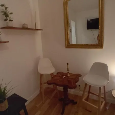 Heart Of Marais ,center,mantic And Gorgeous Appartement, 1 Minute Metro ,close To Eiffel Tour And Louvre Meusm Apartment