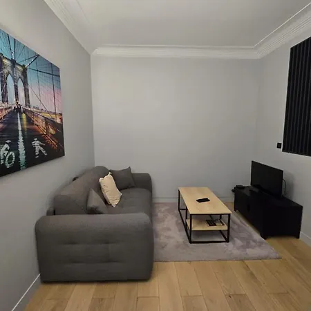 Terne Maillot - Gaston Bertandeau 1dbr Apartman Párizs