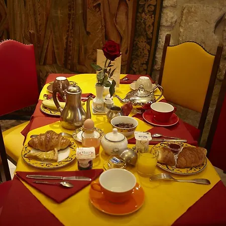 Grand Dechampaigne Hotel 3*