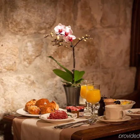 Hotell Amarante Beau Manoir 3*