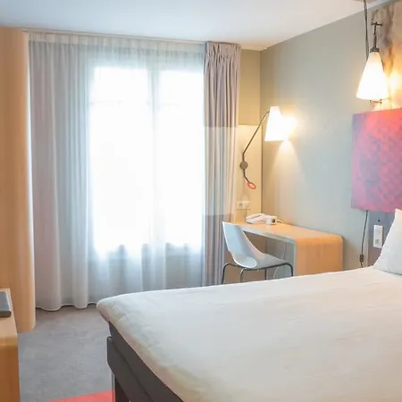 Ibis Gare De Lyon Ledru Rollin Hotel Parigi