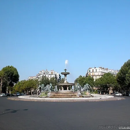 Le Quartier Bercy-square