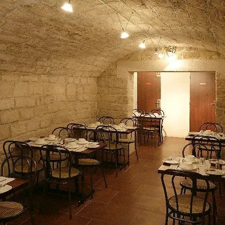 121 Szálloda 3*