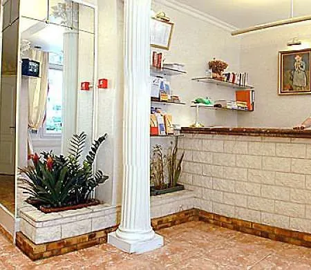 Maubeuge Gare Du Nord Hotel Paryż