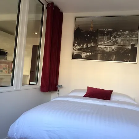 Tour Eiffel Rent Lägenhet