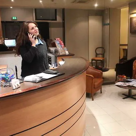 Avia Saphir Montparnasse Hotel Paříž