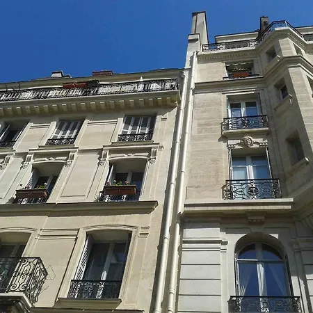 Moulin Rouge Appartement *