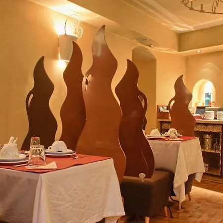Royale Montsouris 3* Paris