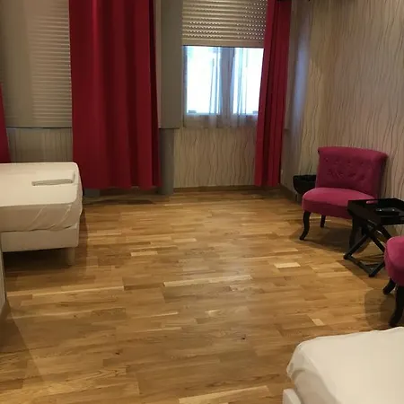 Maubeuge Gare Du Nord Hotel 2*