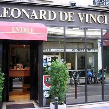 Leonard De Vinci I 2* Paris