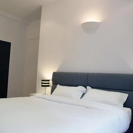Square Bed & Breakfast Paris