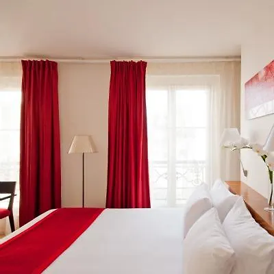 Monna Lisa Champs Elysées Hotel 4*