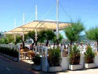 Des Vosges 2* Париж