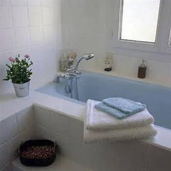 Bed & Breakfast D'hotes La Maison Hippolyte Parigi