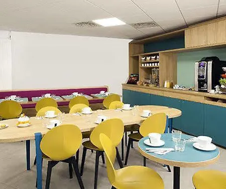 Aparthotel Sejours & Affaires Paris-davout 3*