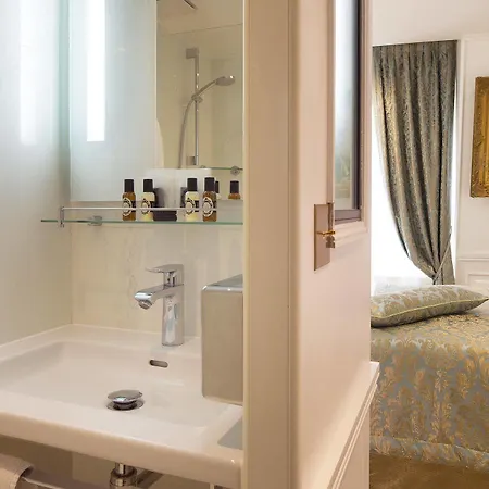 Hotel Académie Saint Germain 4*