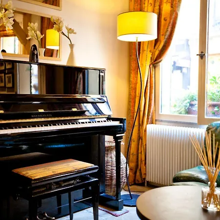 Hotel De La Tulipe 3*