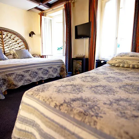 De La Tulipe Hotel