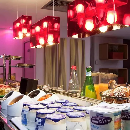 Mercure Arc De Triomphe Etoile 4* Paris