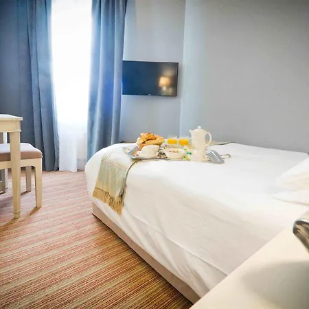 מלון Champerret Heliopolis