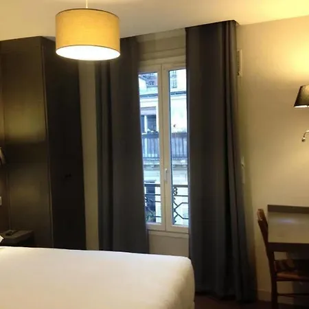Bonsejour Montmartre 2*