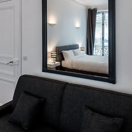 Bed & Breakfast Square Paris