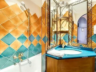 Royale Montsouris Hotel 3*