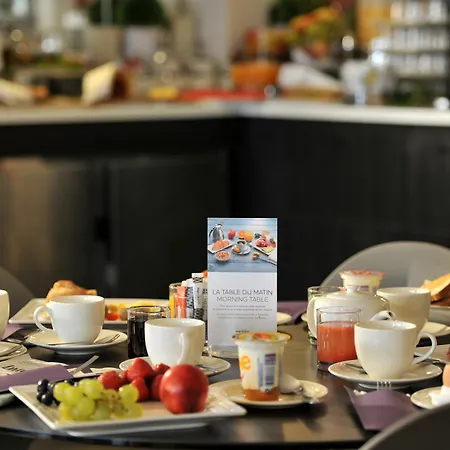 Hotel Mercure Opera Faubourg Montmartre 4*