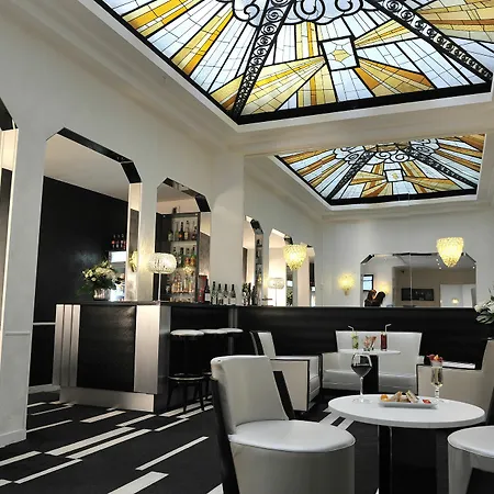 Mercure Opera Faubourg Montmartre Hotel 4*