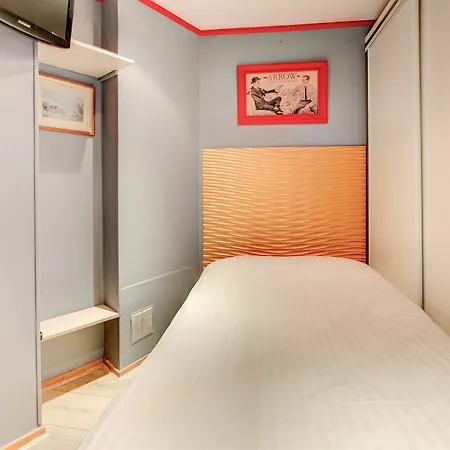 Hotel Maubeuge Gare Du Nord 2*