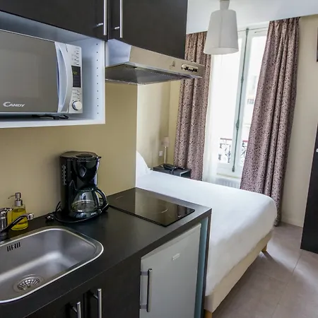 Montmartre Hotel 2*
