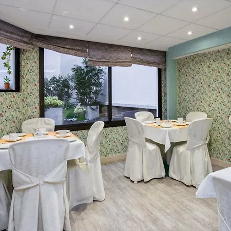 Hotell Fertel Etoile 3*