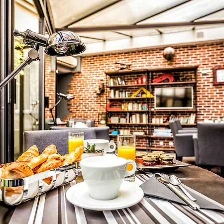 Atelier Montparnasse Hotel