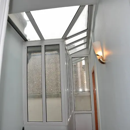 Отель Bleu De Grenelle - Tour Eiffel 4*