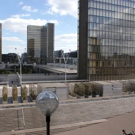 Seine Front / Lib. F.mitterrand Apartment Paris