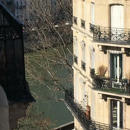 バルコニーズ イル サン ルイ パリ