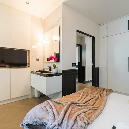 Luxury In Saint-germain Apartment Paris