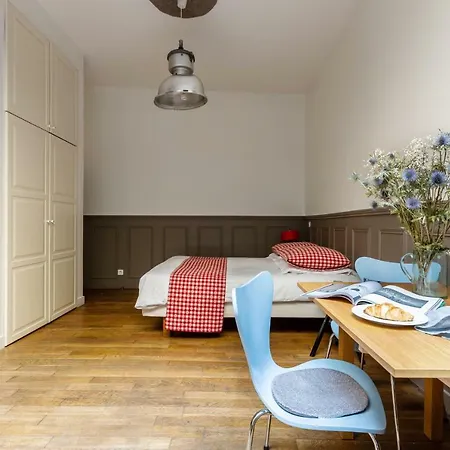 Artisan Lofts Near Marais Paris